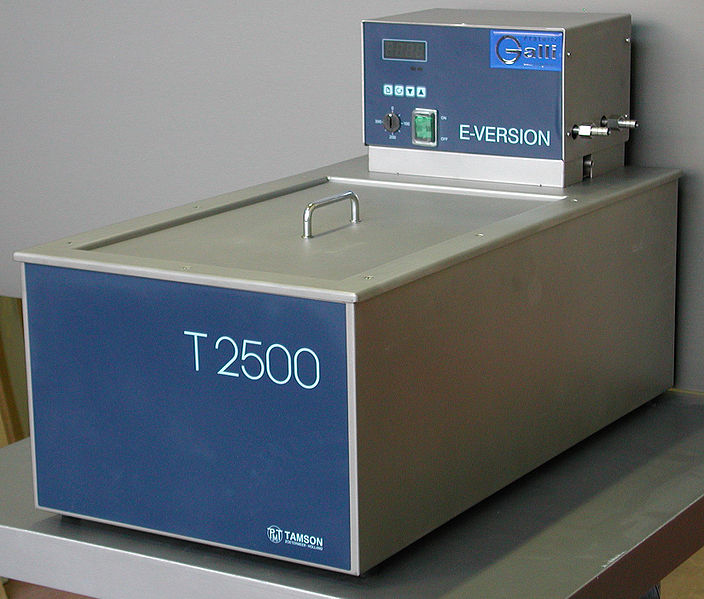 Figura 1. Banho termostático utilizado em laboratório